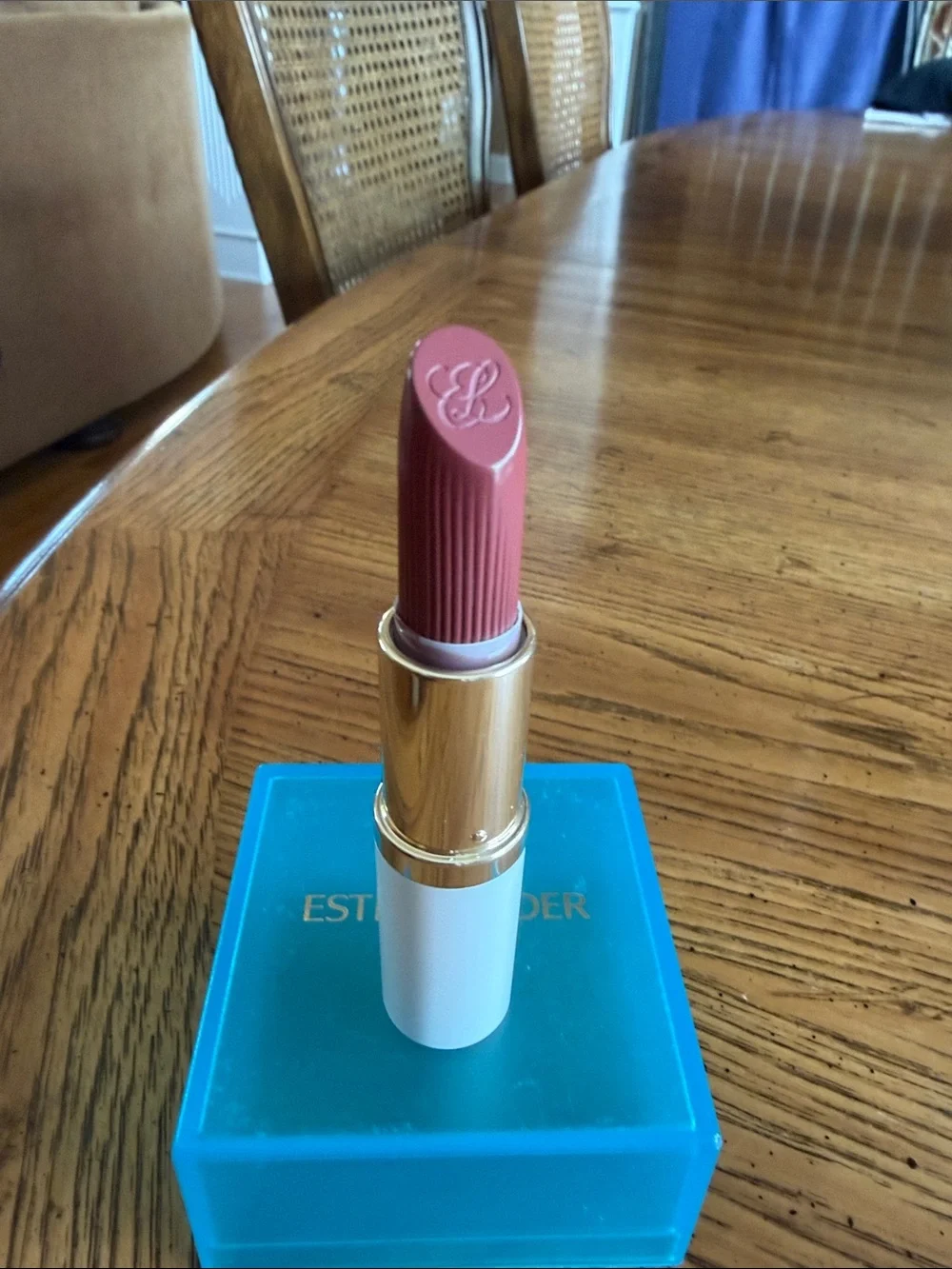 💄Estee LauderNEW Never Used Full Size Pure Color LipstickCremeBOLD DESIRES #670
